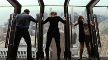 Amateurs des sensations fortes, ces balcons balançoires à Chicago sont faits pour vous