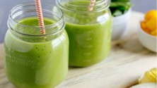 4 smoothies super vitaminés pour un été frais
