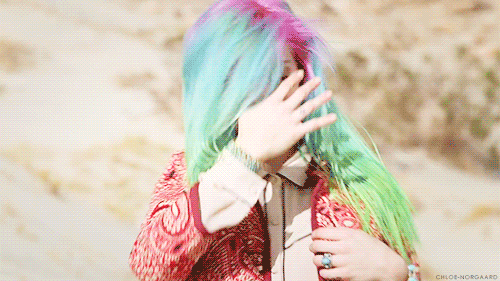 chloe-norgaard-mermaid-rainbow-hair-gif
