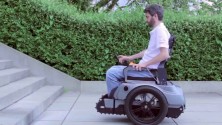 Une chaise roulante qui monte les escaliers ? Oui c&rsquo;est possible