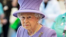 Le salut nazi de la reine Elisabeth II à l’âge de sept ans