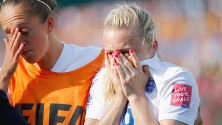 Laura Bassett prive l&rsquo;Angleterre d&rsquo;une place en finale de la coupe du monde féminine