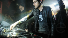 Rob Swire, le DJ de Knife Party, perd l’ouïe à cause de sa e-Cigarette