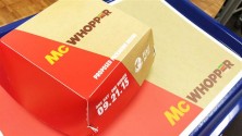 Burger King propose à Mc Donald&rsquo;s de faire la paix avec un McWhooper