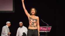 Deux Femen perturbent le salon de la femme musulmane de Pontoise