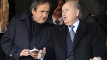 Sepp Blatter et Michel Platini suspendus pour 90 jours