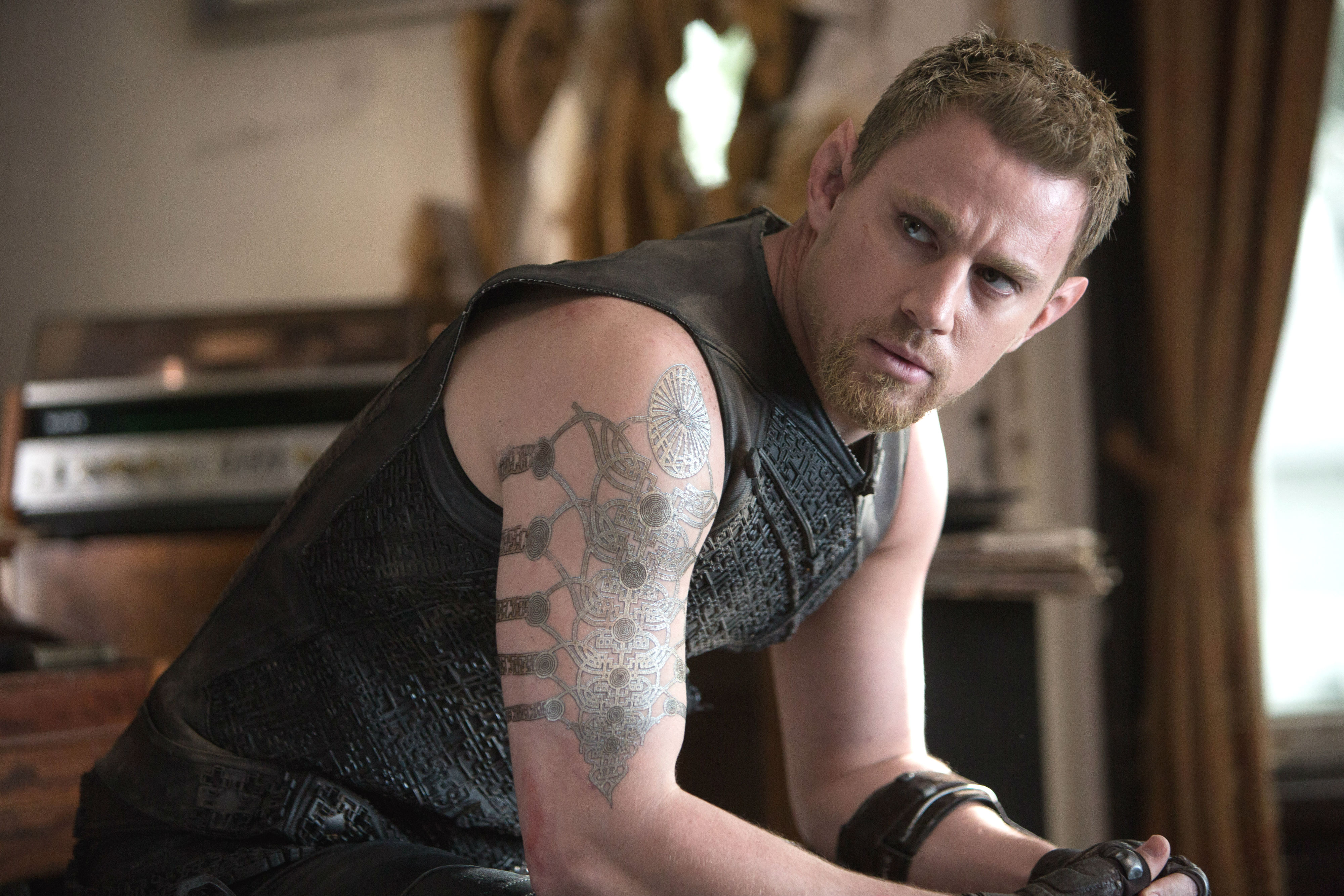 Jupiter-Ascending-8-Channing-Tatum