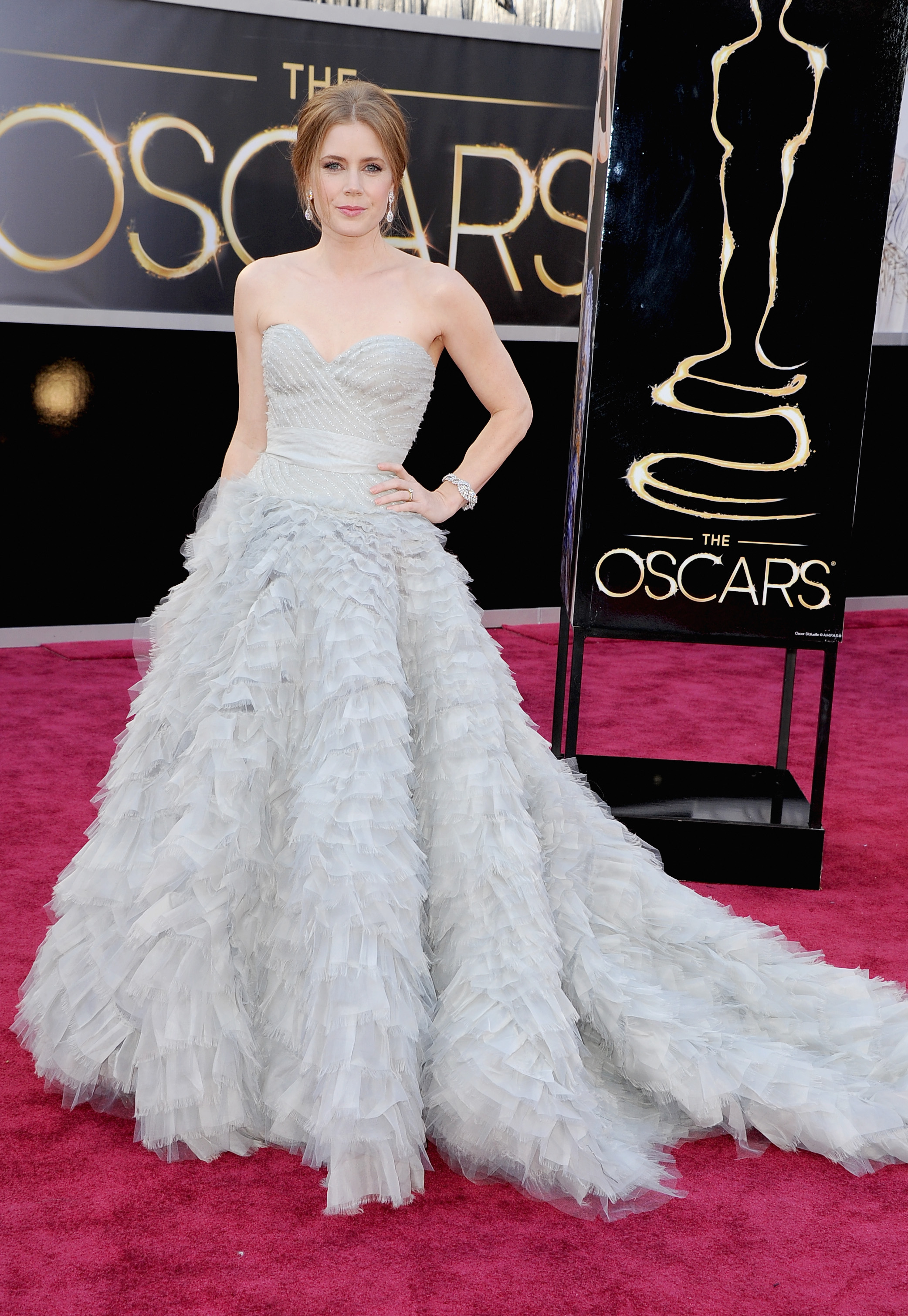 HOLLYWOOD, CA - FEBRUARY 24: Actress Amy Adams arrives at the Oscars at Hollywood & Highland Center on February 24, 2013 in Hollywood, California. (Photo by Steve Granitz/WireImage)
