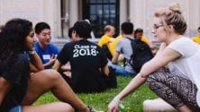 15 pensées que tu as quand tu rencontres ta colloc&rsquo; pour la première fois
