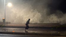 D’énormes vagues de 7m menacent toute la côte atlantique marocaine