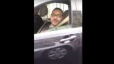 Vidéo : Le Roi Mohammed VI, en voiture à Paris, répond au salut d&rsquo;un Marocain