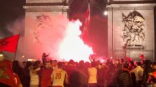 MAROC-CIV : L’euphorie des Marocains sur les Champs Elysées après le match