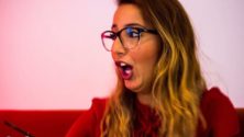 Loubna Jaouhari, cette jeune humoriste marocaine qui exploite la réalité d&rsquo;une façon comique