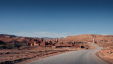 10 musiques idéales pour un road trip parfait