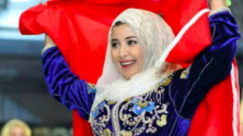 On a le nom de la nouvelle miss arabe voilée… et c&rsquo;est une Marocaine