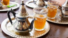 Le compagnon éternel du Marocain n’est autre que ce personnage à rôle secondaire dont on ne parle pas assez