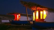 À Imsouane, vous pouvez profiter d’une nuit avec vue sur mer grâce à ces chambres-barques