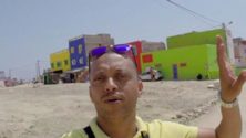 Un jeune marocain offre 100 cartes de remerciements aux autorités…