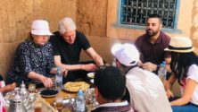 Bill et Hillary Clinton prennent un ftour beldi à l&rsquo;Ourika…
