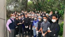 Le Casbestan fait porter des masques à ses employés et s’attire les foudres des internautes