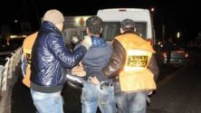 Et pendant ce temps : Des marocains agressent une patrouille de police à Kénitra