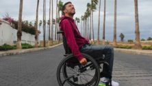 Vidéo : Selim Sbihi, ce jeune marocain devenu tétraplégique suite à un accident de plage à Bouznika