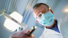 Un an de prison pour un faux dentiste qui a causé la mort d’un enfant