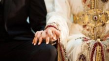Deux nouveaux mariés fuient leur fête de mariage suite à une intervention policière à Tanger