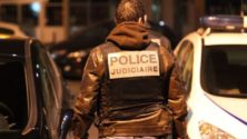 Un homme renonce à son trafic de drogue et se rend à la police
