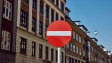 Il veut empêcher ses enfants de se connecter et bloque internet à toute la ville