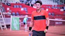 Aux Jeux méditerranéens à Oran, un Marocain se qualifie aux quarts de finale de Tennis