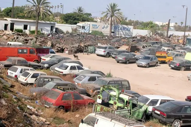 La ville de Casablanca décide de se débarrasser des véhicules abondonnés dans les fourrières