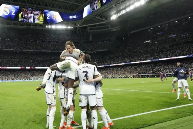 Le Real Madrid s'impose face au FC Barcelone dans un Clasico palpitant (Buts en vidéo)