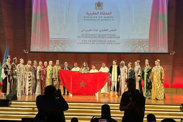 Le caftan marocain Illumine la semaine africaine de l'UNESCO