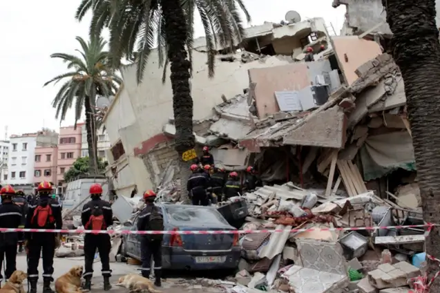 Un immeuble s'effondre à Casablanca (Vidéo)