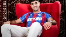 Chadi Riad signe à Crystal Palace (Vidéo)