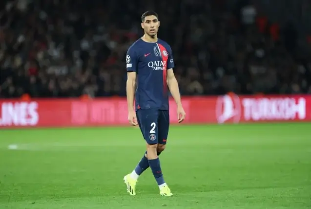 Achraf Hakimi proche d'une prolongation de contrat avec le PSG ?
