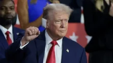 Donald Trump surprend avec une réapparition inattendue