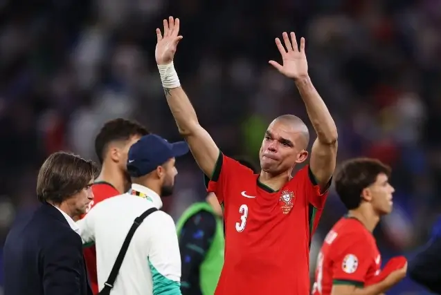 Video: Portuguese Pepe announces his retirement at the age of 41