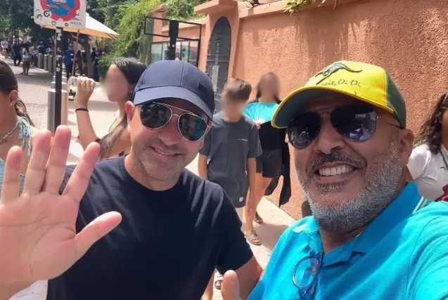Une légende du Barça passe ses vacances à Marrakech