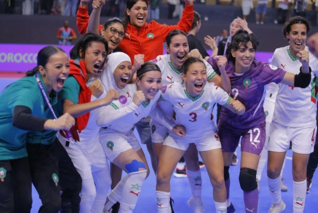 CAN féminine futsal : les Lionnes de l’Atlas brillent en demi-finale